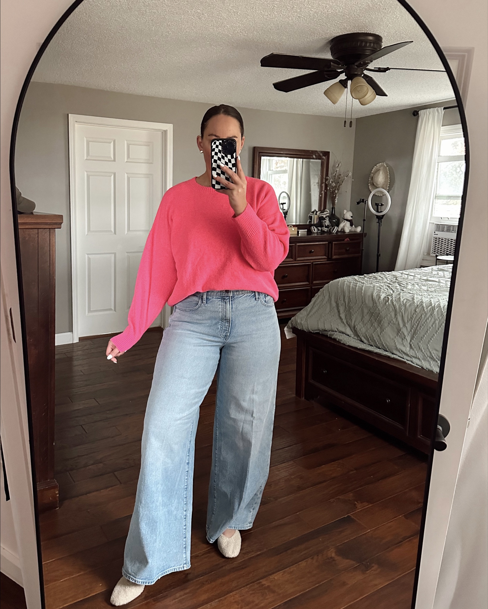 Old Navy 50% off sale ‼️ wearing large in tops and 14 long jeans! HURRY BEFORE SALE ENDS 👏 


Old Navy style
Old navy Black Friday deals 2025
Old navy jeans
Old navy sweaters
Old navy finds

#LTKSaleAlert #LTKCyberWeek