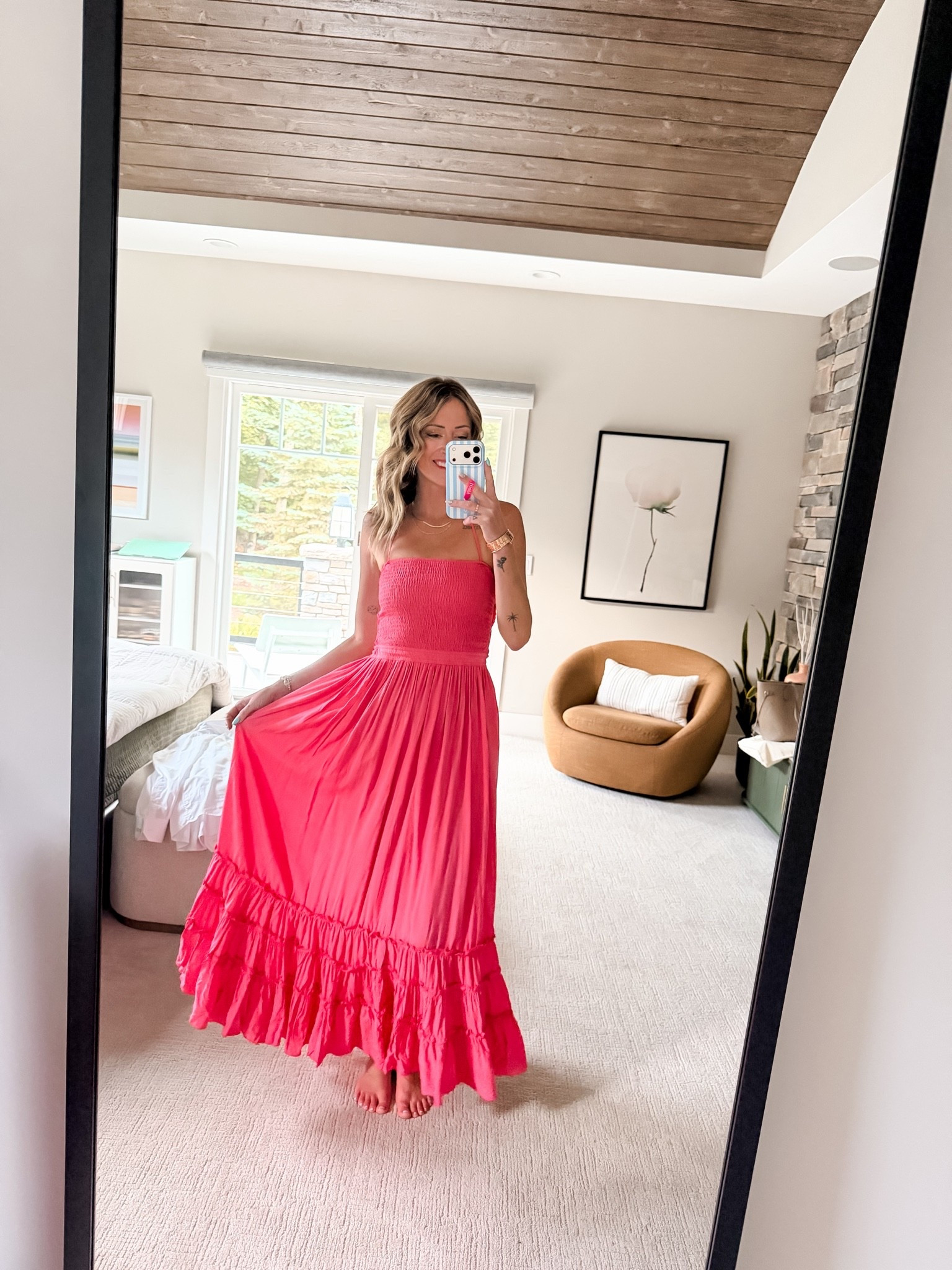 Dresses for family pictures and what to wear for a family photo shoot and Christmas card photos, beachy, BoHo, maxi dress, and summer dresses for women