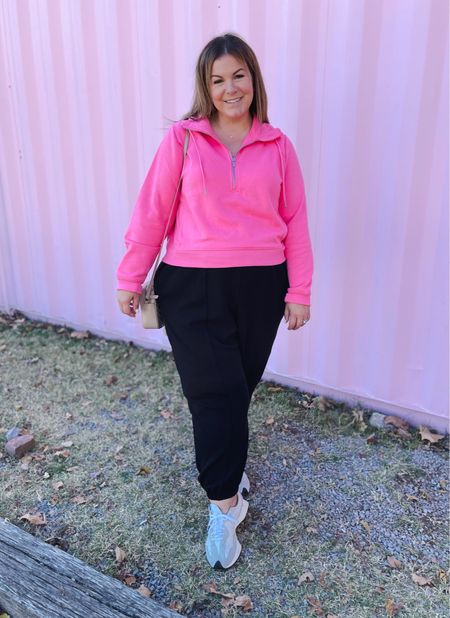 If you need a casual plus size athleisure outfit then this quarter zip pink pullover and black plus size joggers are perfect! Paired with my New balance 327 sneakers!
3/25

#LTKfindsunder100 #LTKfitness #LTKplussize