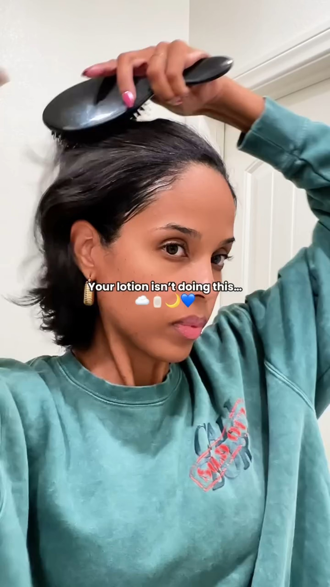 Eight hours of sleep is cute… but pairing it with a body balm that actually works while you rest? ✨ That’s the magic.

#ad ✨20% off 🎉 TATIANA20✨

Nakery’s Relax + Repair Body Balm is packed with magnesium, melatonin, chamomile, and valerian root to help you unwind, while retinol smooths and firms overnight. Perfect if you’re dealing with restless nights, sagging skin, or hormonal changes.

🖤 Shop @nakerybeauty on my LTK shop! Use 20% off code TATIANA20

#NakeryBeauty #SkinRecovery #retinolbodylotion #BeautySleepRedefined #Magnesium #newbeautylaunch #NakeryAtUlta (COMING SOON… dropping hints 😉)