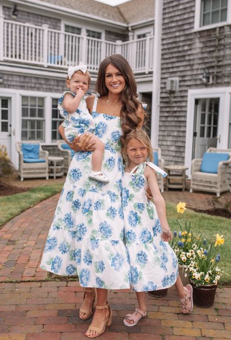 Me and my girls 🤍

Family, spring dresses, hydrangeas, Mother’s Day outfit, family outfits, matching outfits

#LTKfindsunder100 #LTKSeasonal #LTKfindsunder50