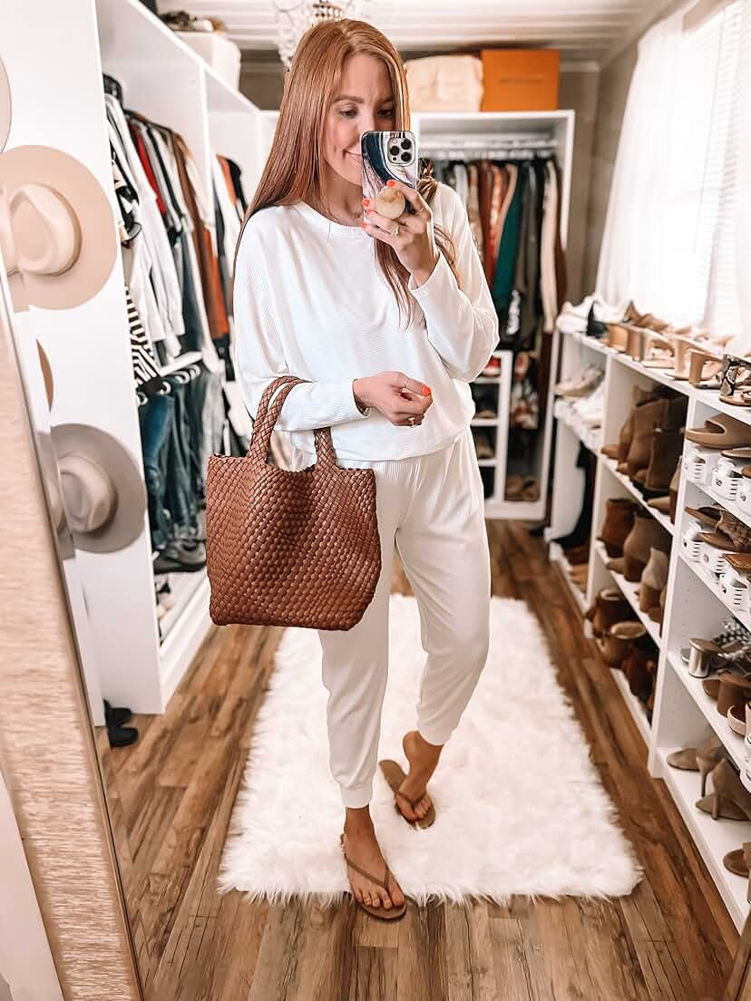 PRETTYGARDEN Women's Fashion Outfits 2 Piece Sweatsuit Solid Color Long Sleeve Pullover Long Pant... | Amazon (US)