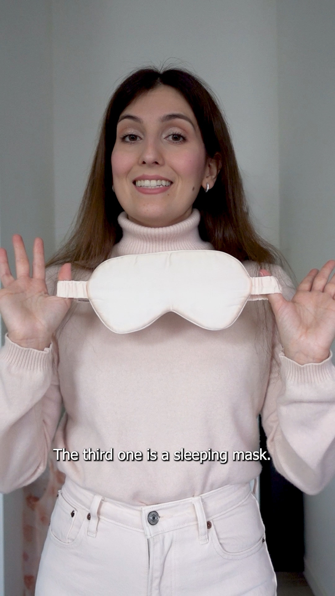 Day 6 of 12 days of gift ideas!

6 random things that I love and use all the time! From my favourite brush cleanser to a hair brush and sleeping mask!

#LTKCyberWeek #LTKsale #LTKgiftguide