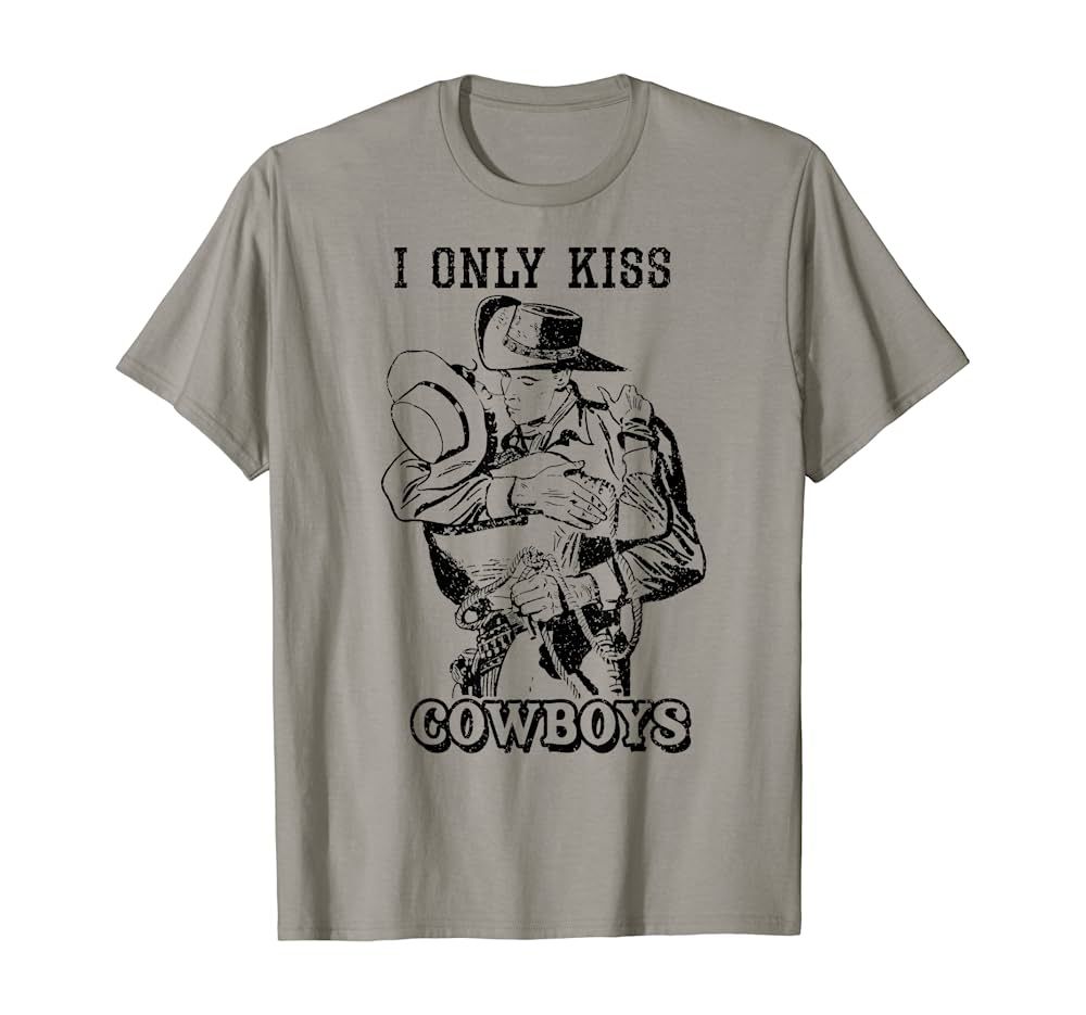 I Only Kiss Cowboys Western BOHO Vintage Cowgirl T-Shirt | Amazon (US)