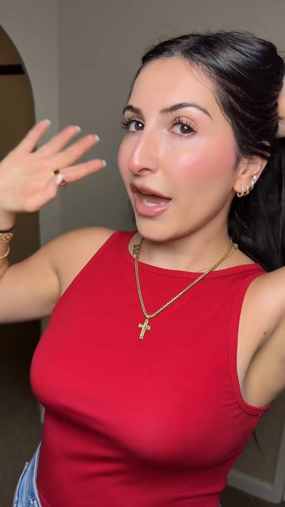 Love the red! 

#LTKFestival #LTKdayinmylife #LTKootd