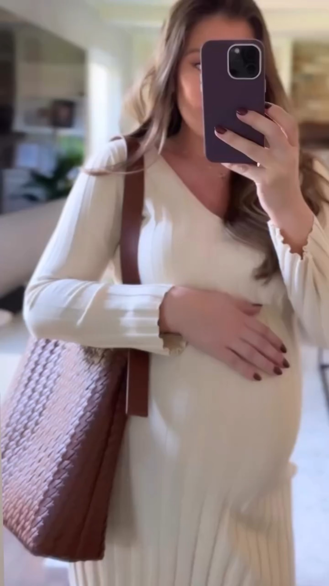 A little fall inspo 🍂 Grabbed this gorgeous bag for $30



Classic basket weave detail with large gold buckle on the strap.  This shoulder bag is going to be my go-to this season. 

@targetstyle #target #targetbag #targetstyle #fallbags #handbag #targetmom

#LTKBump #LTKFindsUnder50 #LTKSeasonal