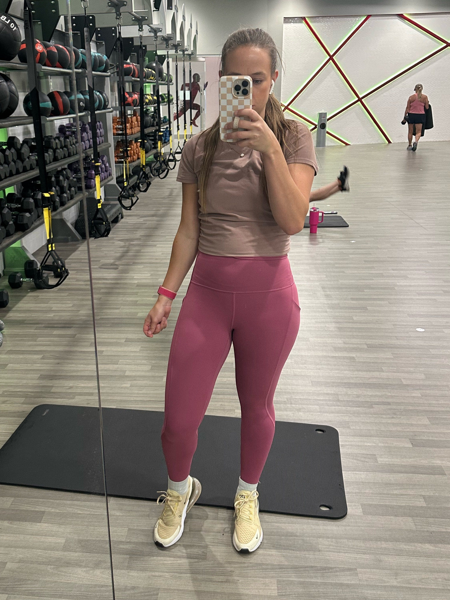 Friday Gym Fit 🏋️‍♀️🧘‍♀️💪🎀

#LTKSeasonal #LTKActive #LTKFitness