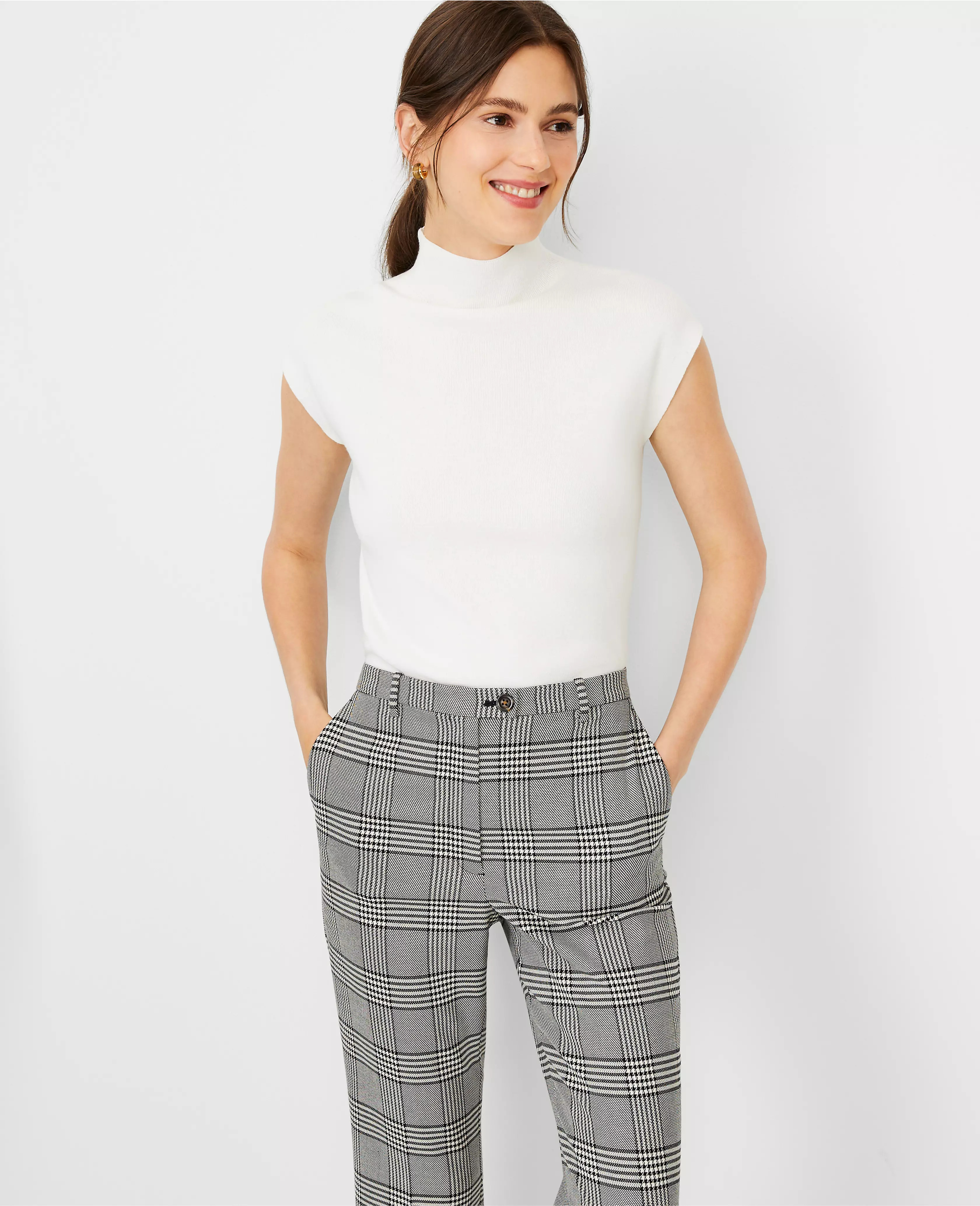 Wide Shoulder Mock Neck Sweater Shell | Ann Taylor (US)