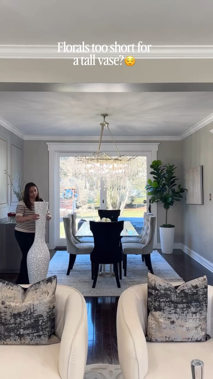 I'd your stems are shorter and your vase is tall- a floral cage can help you style the flowers as high or low you want. My vase is back in stock! 
@amazon 


#liketkit 
@shop.ltk
https://liketk.it/63qkW



#liketkit #LTKHome #LTKSaleAlert #LTKSeasonal
@shop.ltk
https://liketk.it/641sM