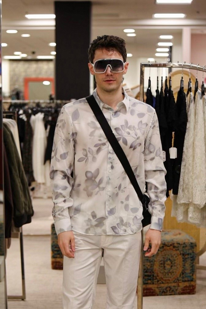 Yes you can wear white after Labor Day. Especially if it’s resort wear!



#LTKSeasonal #LTKMens #LTKHoliday