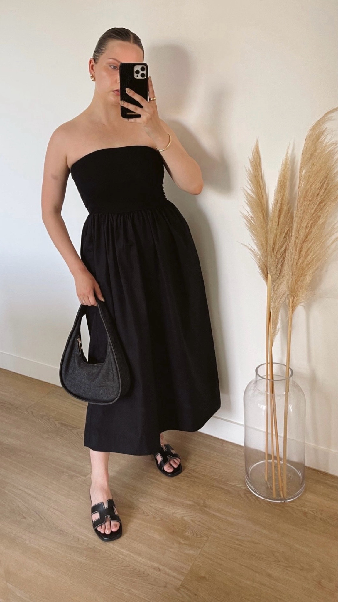 The perfect dress for the festive season does exist 🥂

#LTKpartywear #LTKstyletip #LTKaustralia
