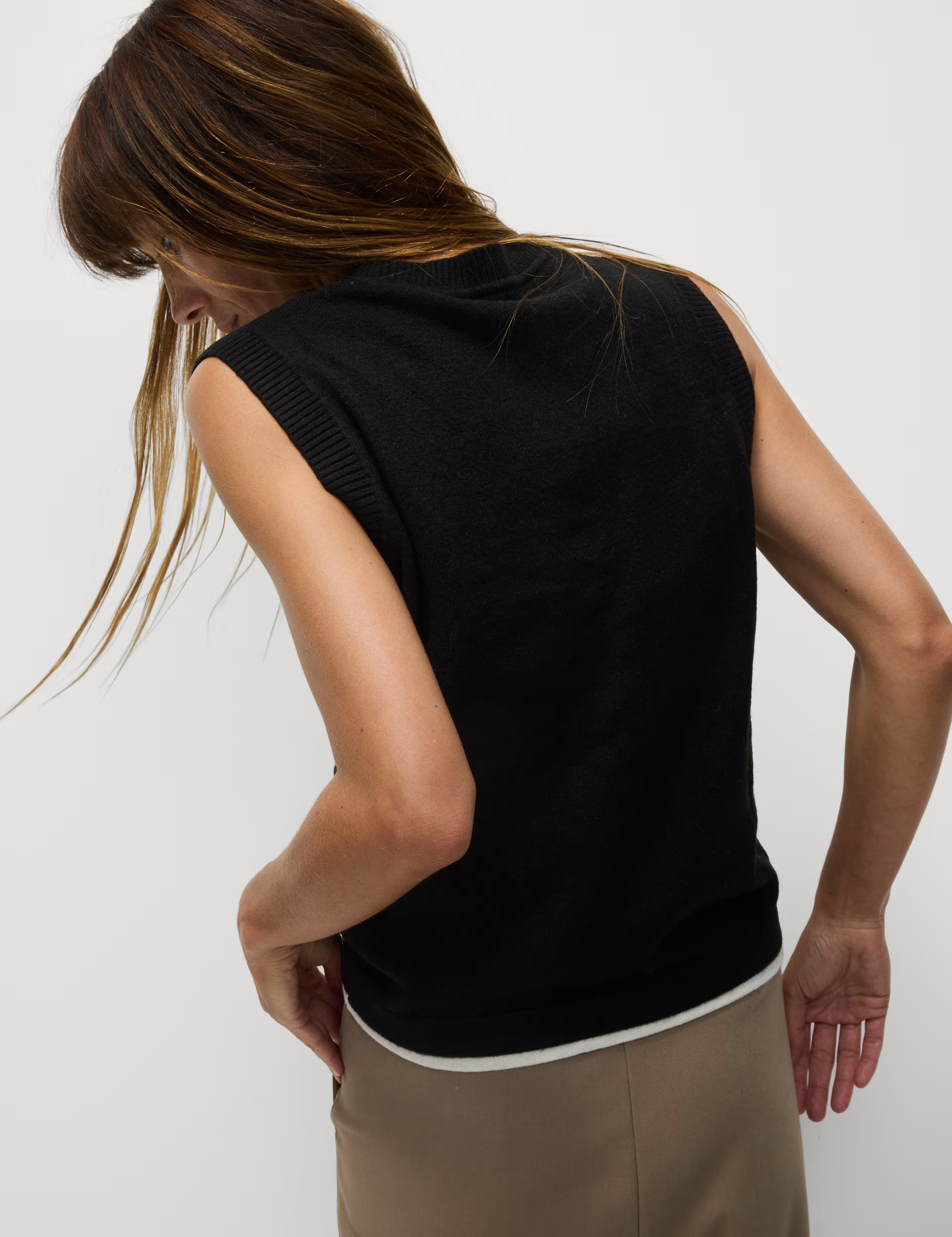 Air-Yarn Crew Neck Tipped Detail Knitted Vest | Marks & Spencer (UK)