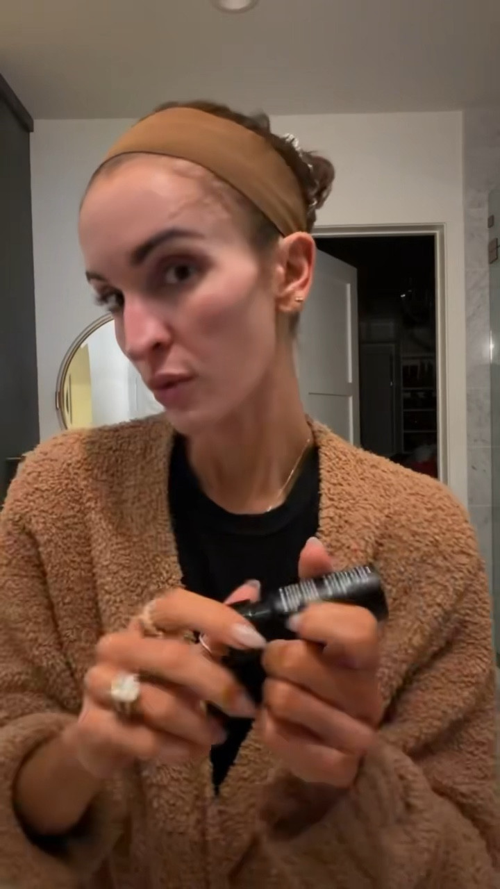 get unready with me! sharing my nighttime routine taking off a full face of makeup + doing all my skincare! ✨