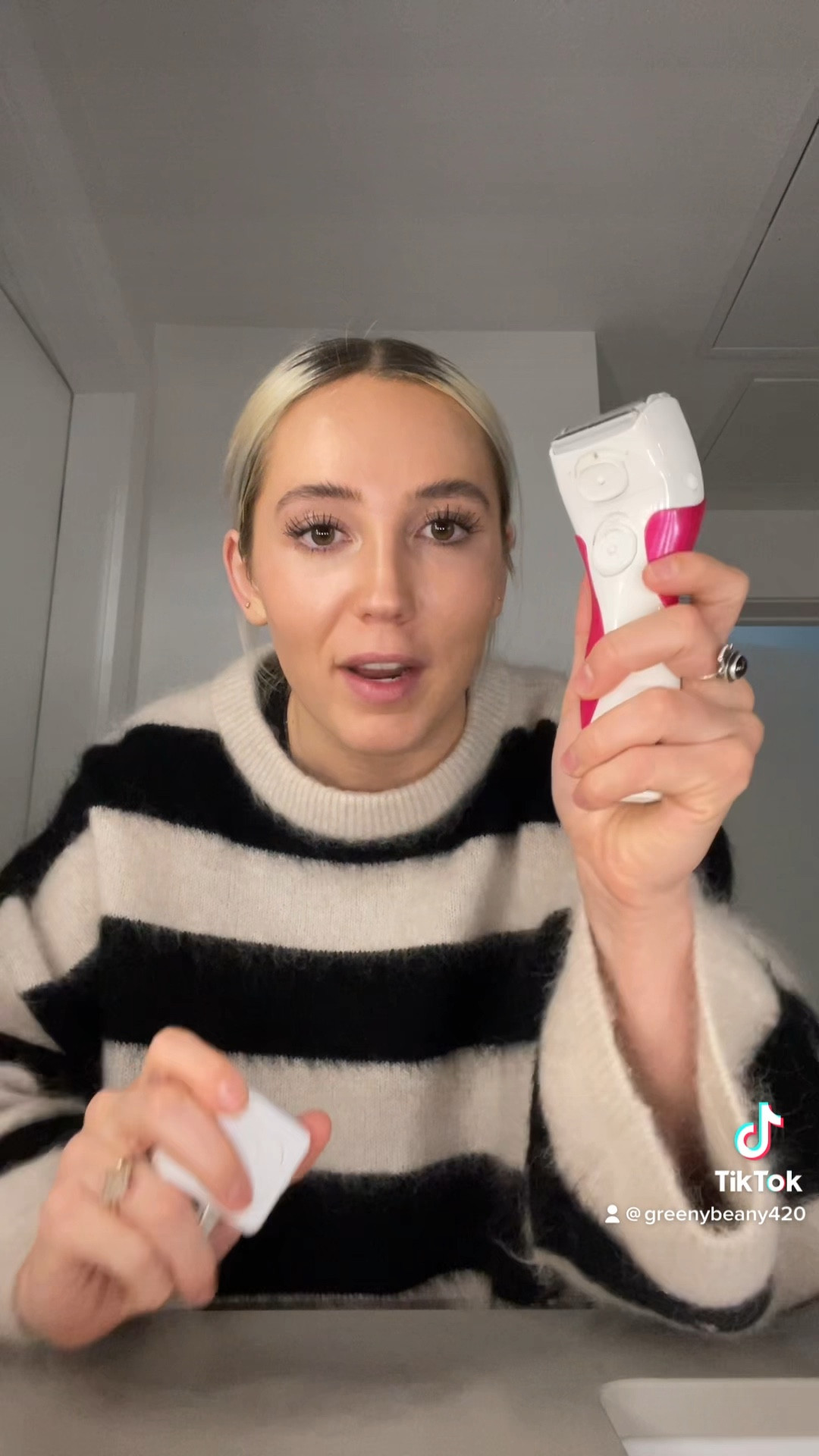 the BEST bikini trimmer out there + one of my fav sweaters 