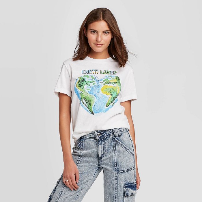 Women's Earth Lover Short Sleeve Boyfriend Graphic T-Shirt (Juniors') - White | Target