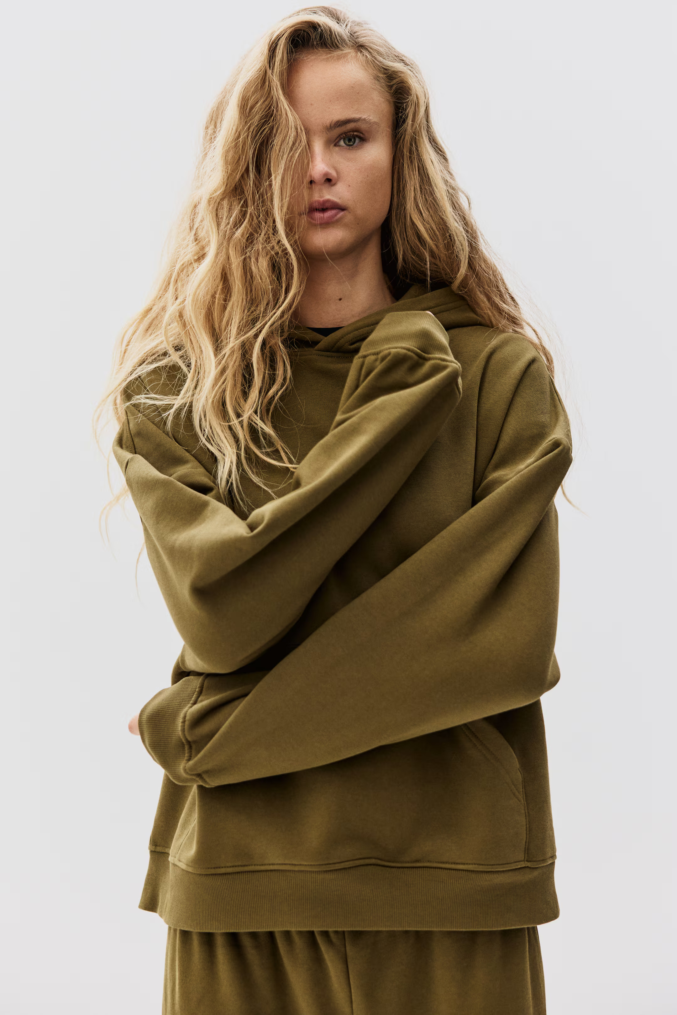 Women's Khaki green Hoodie | H&M CA | H&M (US + CA)