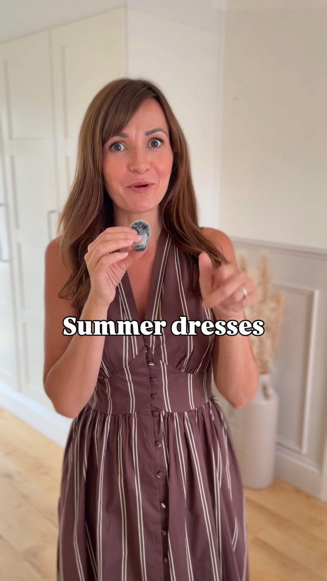 SUMMER DRESSES 👗

Brown dress size 8.
Cream & beige striped dress size 8.
Orange gingham dress size 10.
Pale blue dress size 10.
Navy dress size 12.

#LTKuk #LTKsummer #LTKeurope #summerdresses #Nobodyschild #marks&spencer
