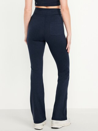 Extra High-Waisted CloudComfy Flare Leggings | Old Navy (CA)