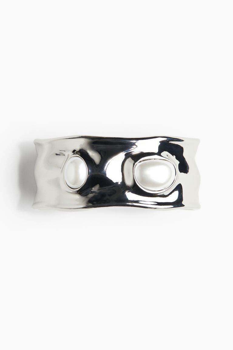 Bead-decorated Cuff Bangle - Silver-colored/white - Ladies | H&M US | H&M (US + CA)