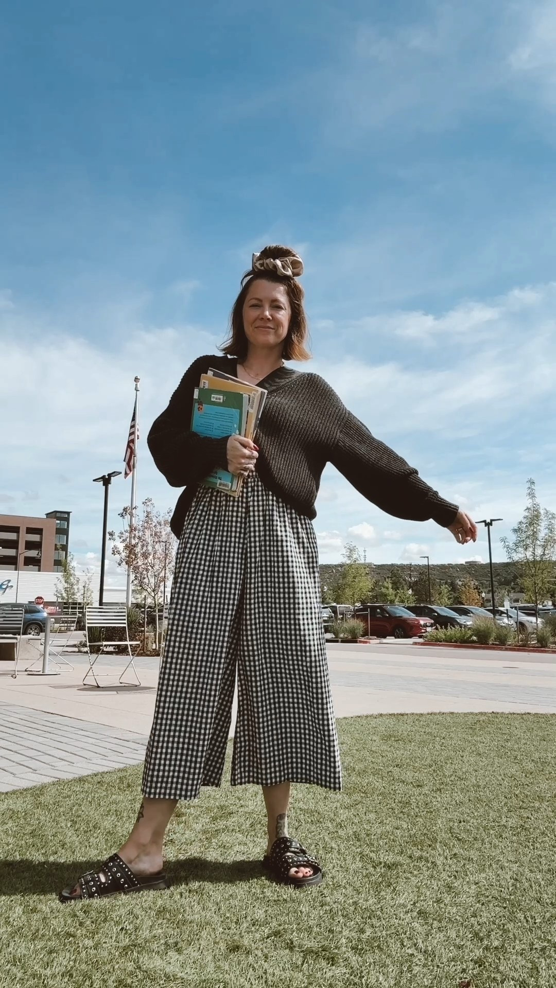 Fall outfits in full effect, obsessed with this sweater


#LTKStyleTip #LTKSeasonal #LTKFindsUnder50