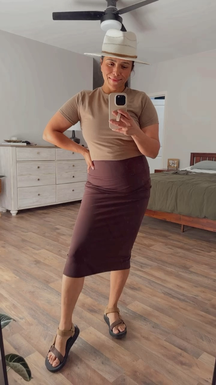 Nulu Slim-Fit High-Rise Skirt + Good American baby tee 🙌🏽🤎 




Brown outfit, monochromatic outfit, lululemon skirt, baby tee, summer outfit, casual outfit, vacation outfit, fashion over 40, 40s style, size 8 style, size 10 style, midsize style, midsize outfit inspo, size 8 outfit inspo, size 10 outfit inspo, LTK midsize, trending, capsule wardrobe, essentials, ootd inspo, simple outfit idea, everyday style, mom style, mom outfit ideas, size 8 fashion, size 10 fashion, size 8 petite 

#LTKMidsize #LTKOver40 #LTKStyleTip