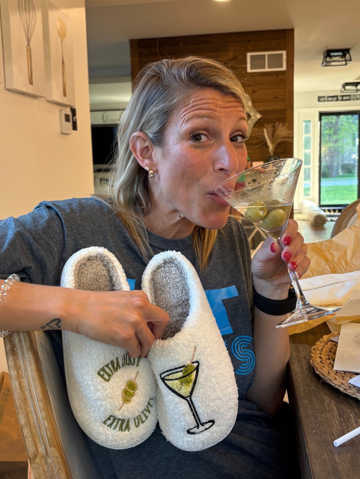 Martini lover
Cocktail lover 
Gifts for her 
Gifts for mom 
Extra dirty martini 
SHEIN finds 

#LTKOver40 #LTKSaleAlert #LTKMothersDay