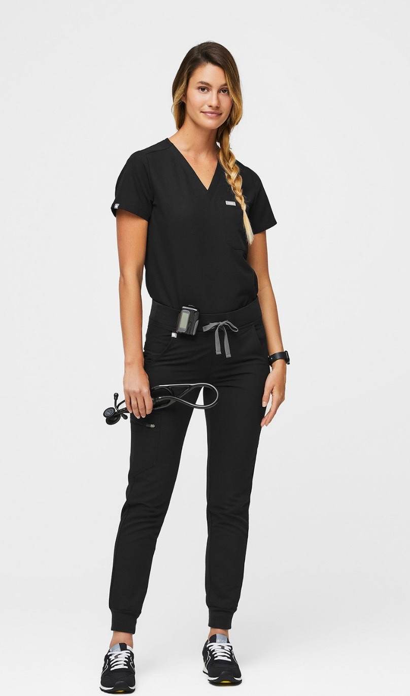 If your a healthcare girlie these scrubs are CHEFS KISS🫶🏼🫶🏼 available in multiple colors too!

#LTKSaleAlert #LTKFindsUnder50 #LTKStyleTip