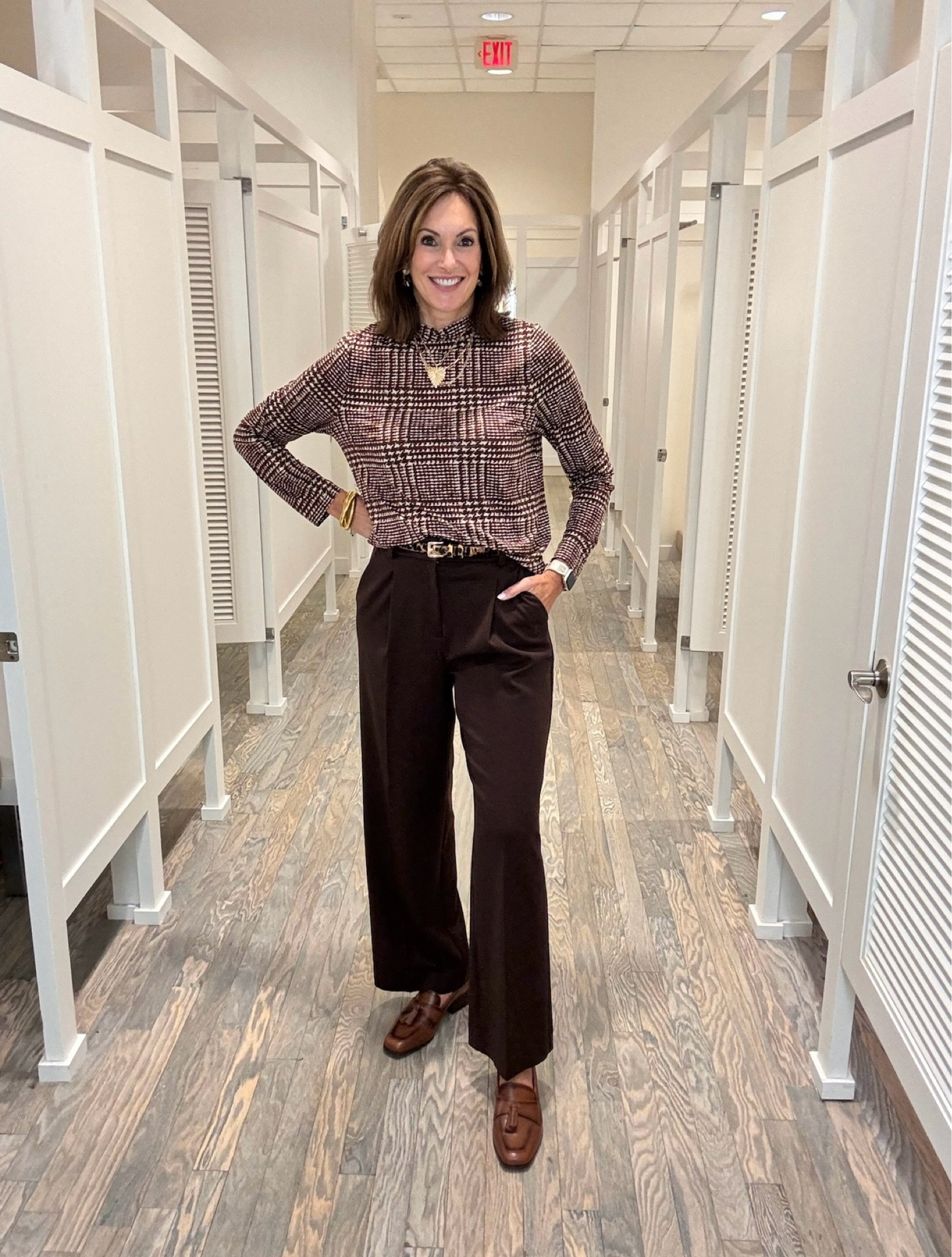This outfit screams fall & I am in love!! Loft has the cutest outfits! 

Style tips- Outfit inspo- Fall fashion- Loft style- Trouser pants- Turtleneck top- Loafers- Gold jewelry- Fashion inspo 

#LTKShoeCrush #LTKSeasonal #LTKStyleTip