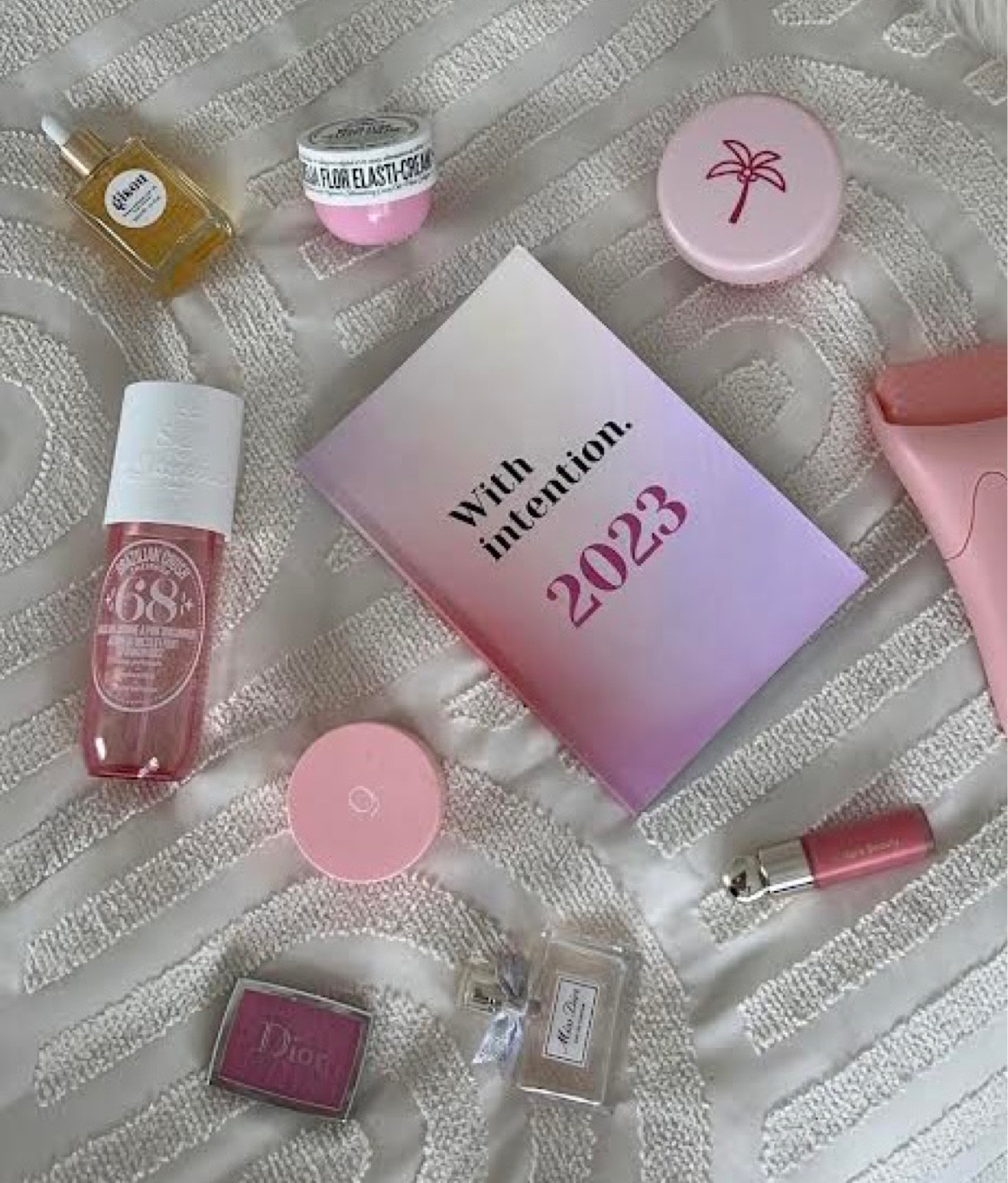 Cult beauty, Spacenk, Sephora, Amazon, Etsy, Gisou, Dior beauty, Rare beauty, Sol de janeiro, Coco & eve, My olivanna, skincare, haircare, beauty routine, skincare essentials, beauty must-haves, bath & body, hair oil, hair mask, perfumes, beauty bestseller

#LTKbeauty #LTKSeasonal #LTKeurope