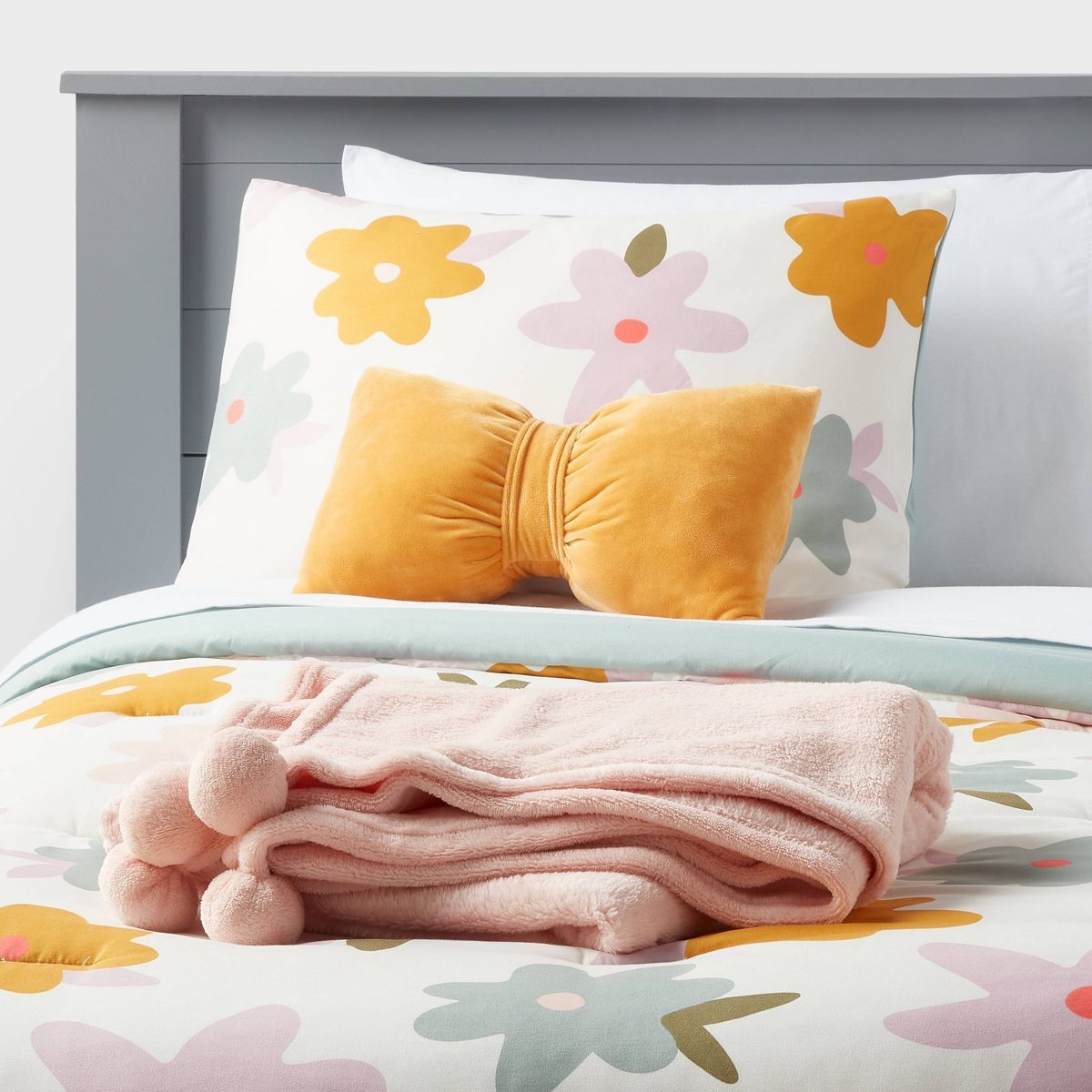 Kids' Bedding Set Floral Green - Pillowfort™ | Target