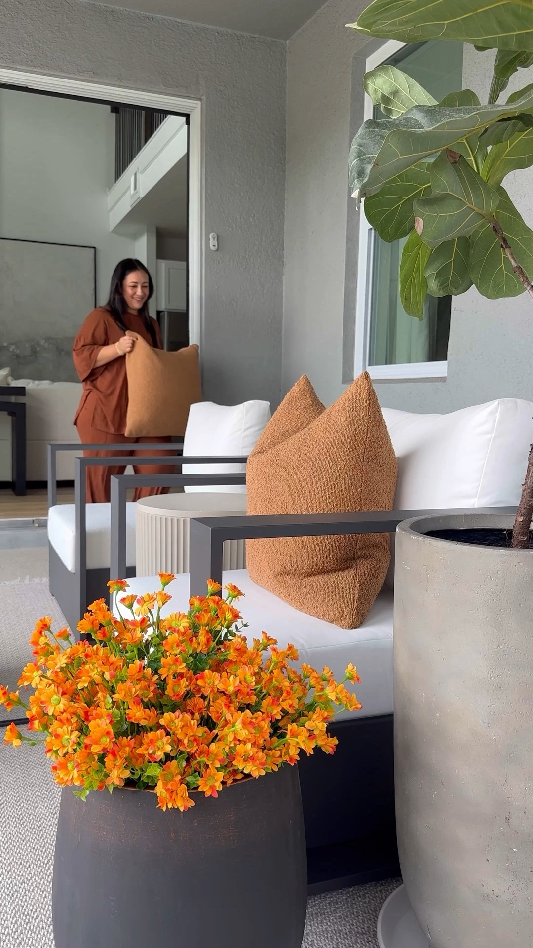 A little fall inspired makeover 🫶😍


Fall decor
Fall
Fall stems
Autumn decor
Cozy fall decor
Fall throw pillow cover 
Fall pillows 
Patio furniture 
Patio
Outdoor furniture 
Outdoor living
Home
Home decor
Restoration hardware 
Amazon patio finds
Amazon furniture 
Luxe for less 