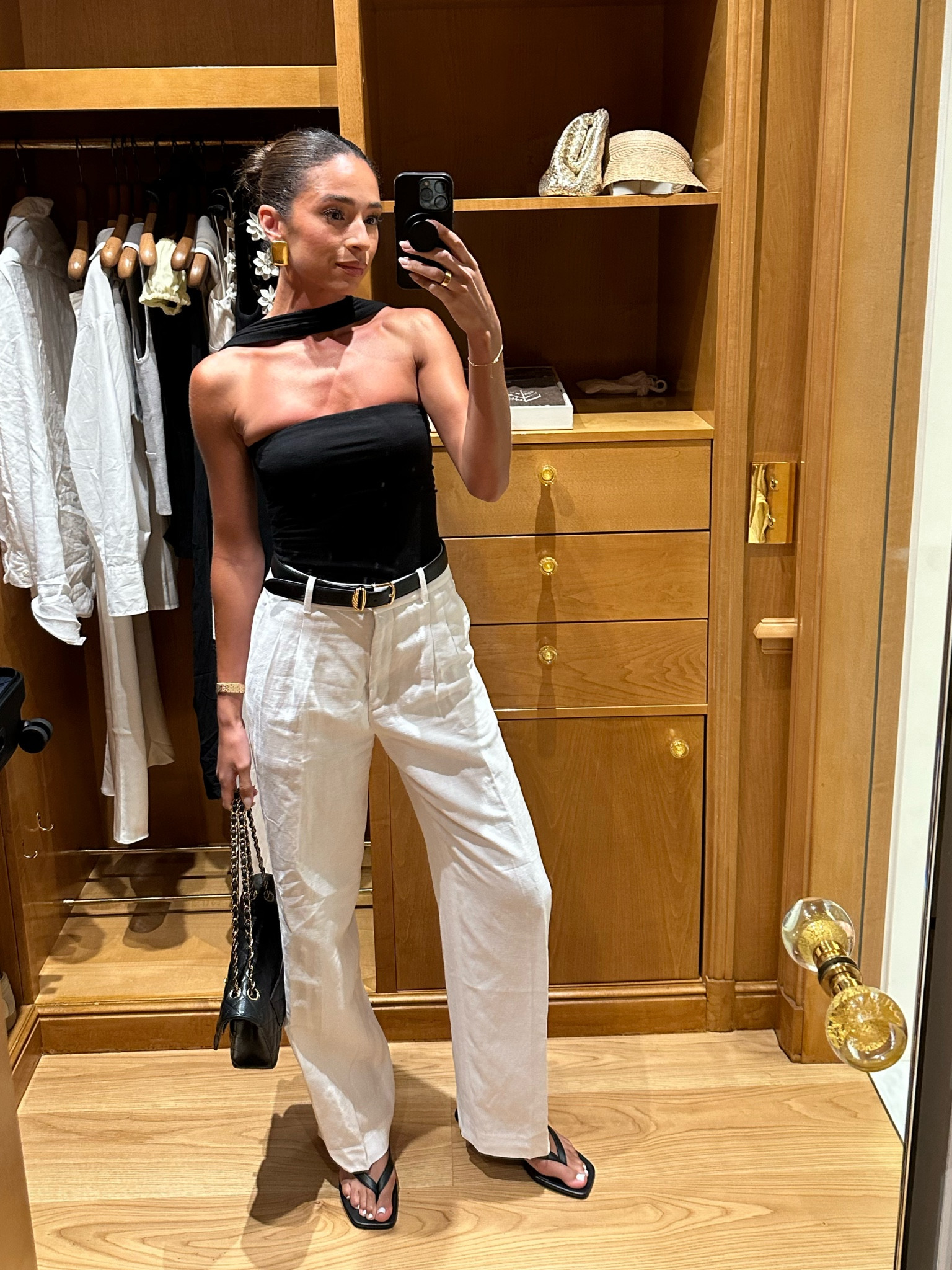 Dinner outfit in south of France! Size XS top and 4 reg linen pants 

#LTKFindsUnder100 #LTKStyleTip