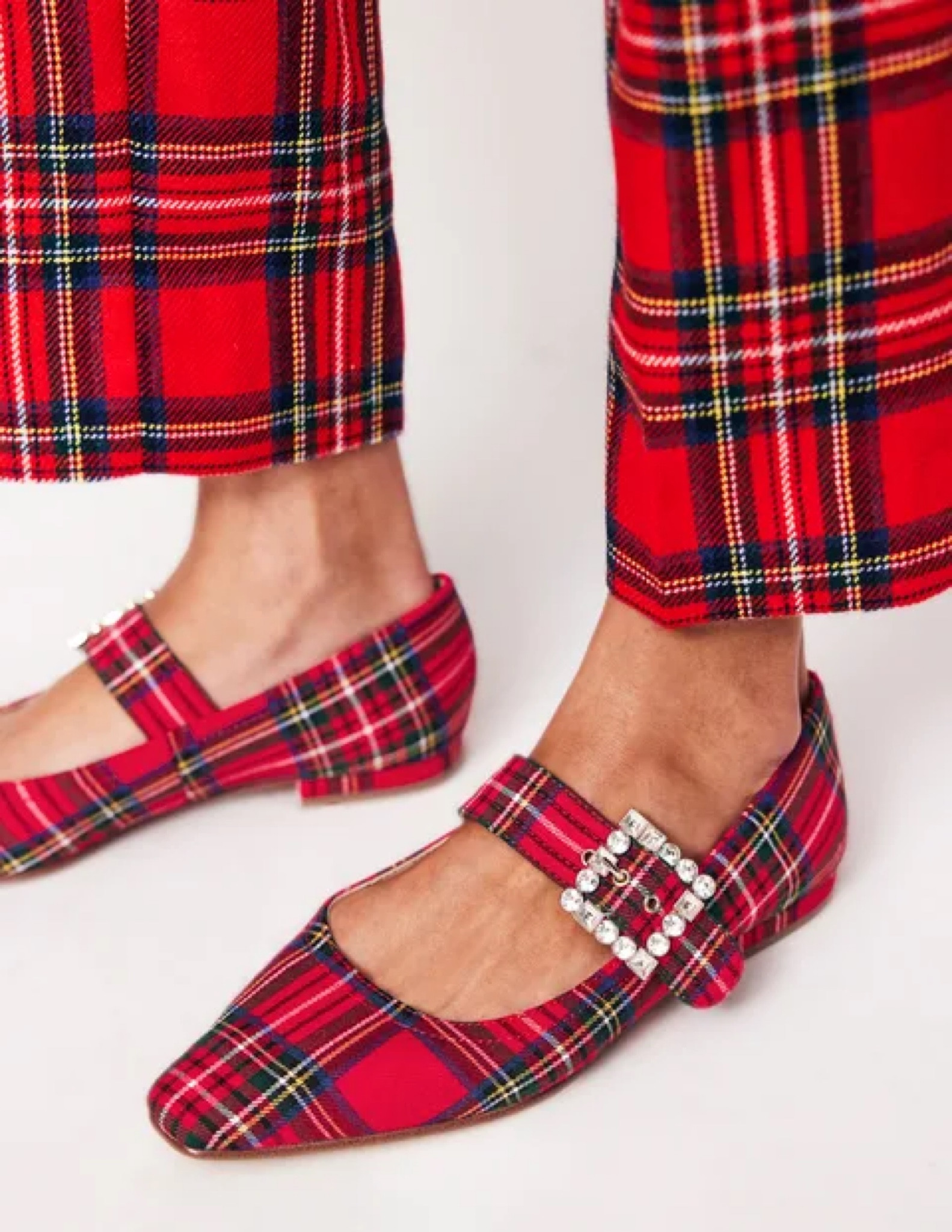 Love a MJ, updated here with a chisel toe, red tartan and diamonte clasp, what’s not to lovee

#LTKmidsize #LTKshoes #LTKover50style