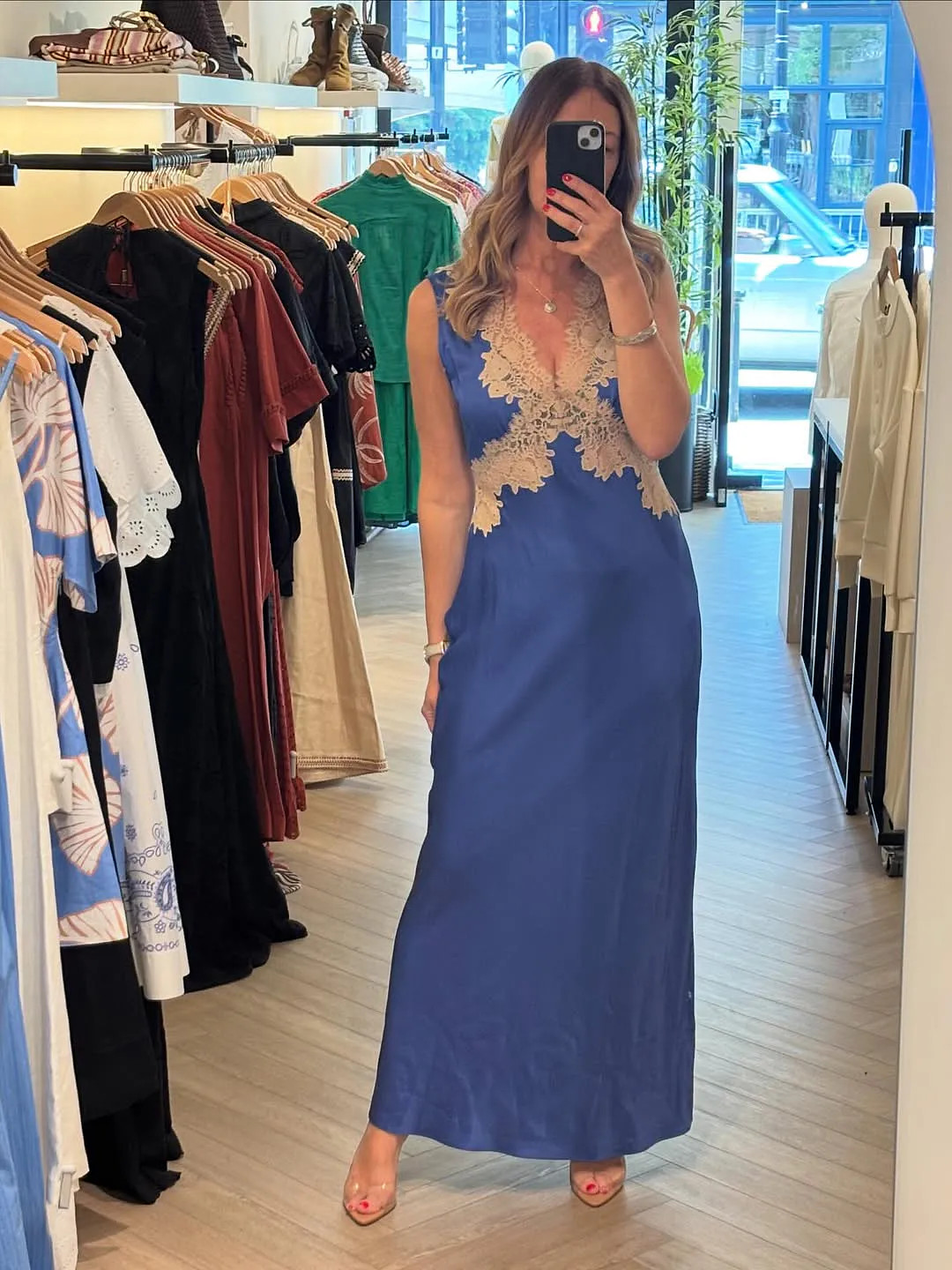 Lysandra - Iris Blue | Rixo