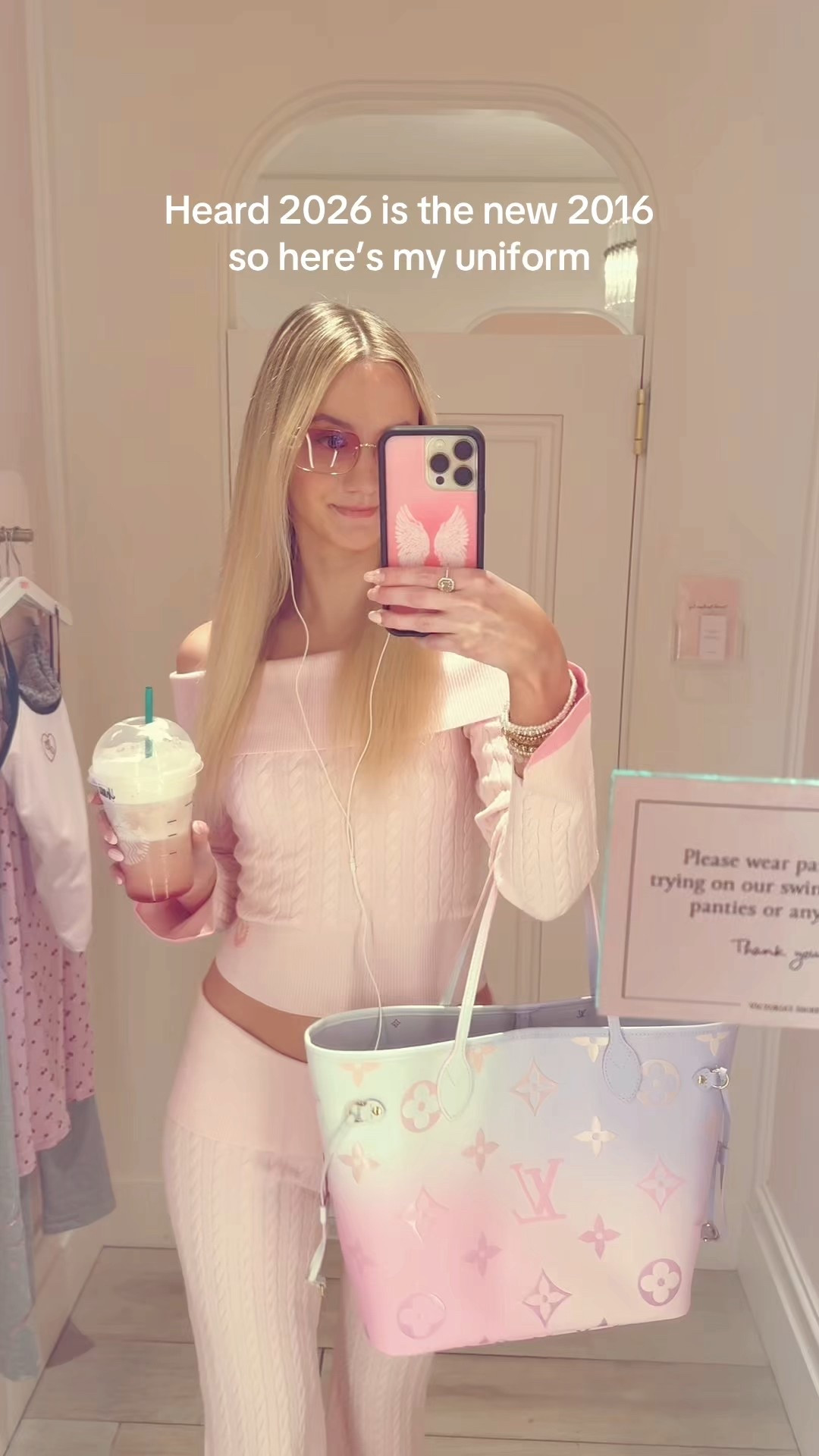 Case is @Wildflower Cases pants are @LoveShackFancy X @VSPINK 
.
.
#girlygirl #pink #loveshackfancy #vspink #victoriassecret 2016fashion yogapants tumblraesthetic 2016tumblr 

#LTKootd #LTKvlog #LTKValentine