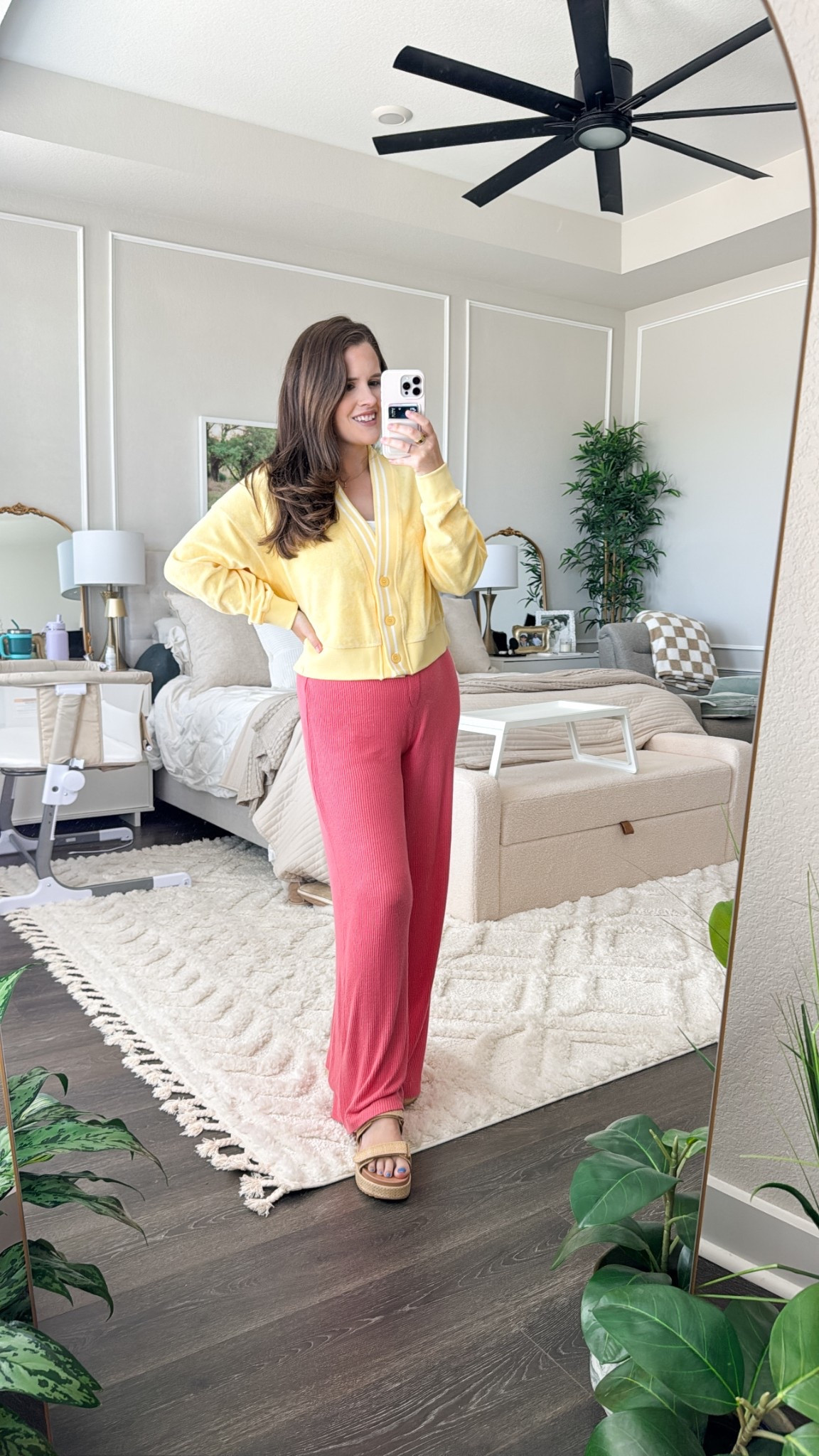Postpartum day 12 comfy but with color thanks to Target. 

#target #springfashion

#LTKBump #LTKFindsUnder50 #LTKStyleTip