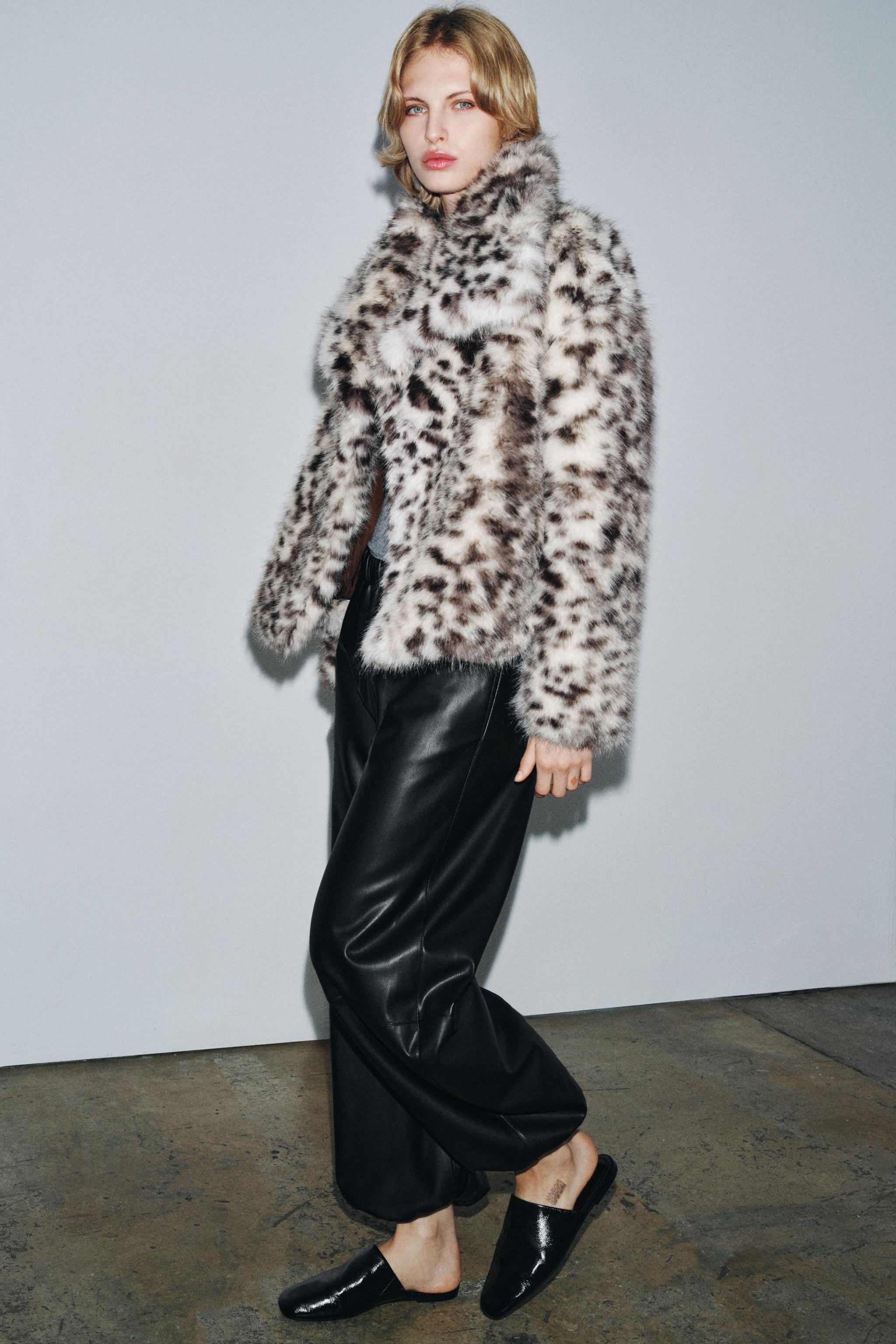 ZW COLLECTION FAUX LEATHER BALLOON PANTS | Zara US