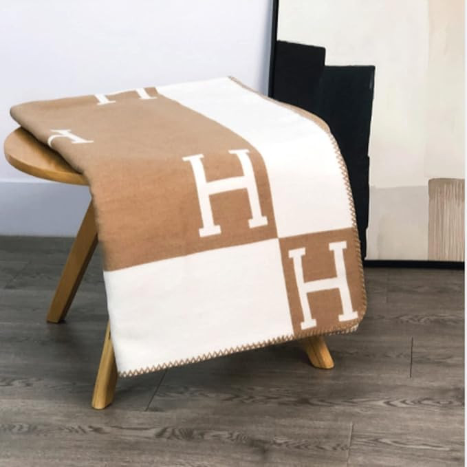 Ultra Soft Throw Blanket - Letter H Beach Scarf Couch Cover The Shawl is a Soft Throw，Wool H Bl... | Amazon (US)