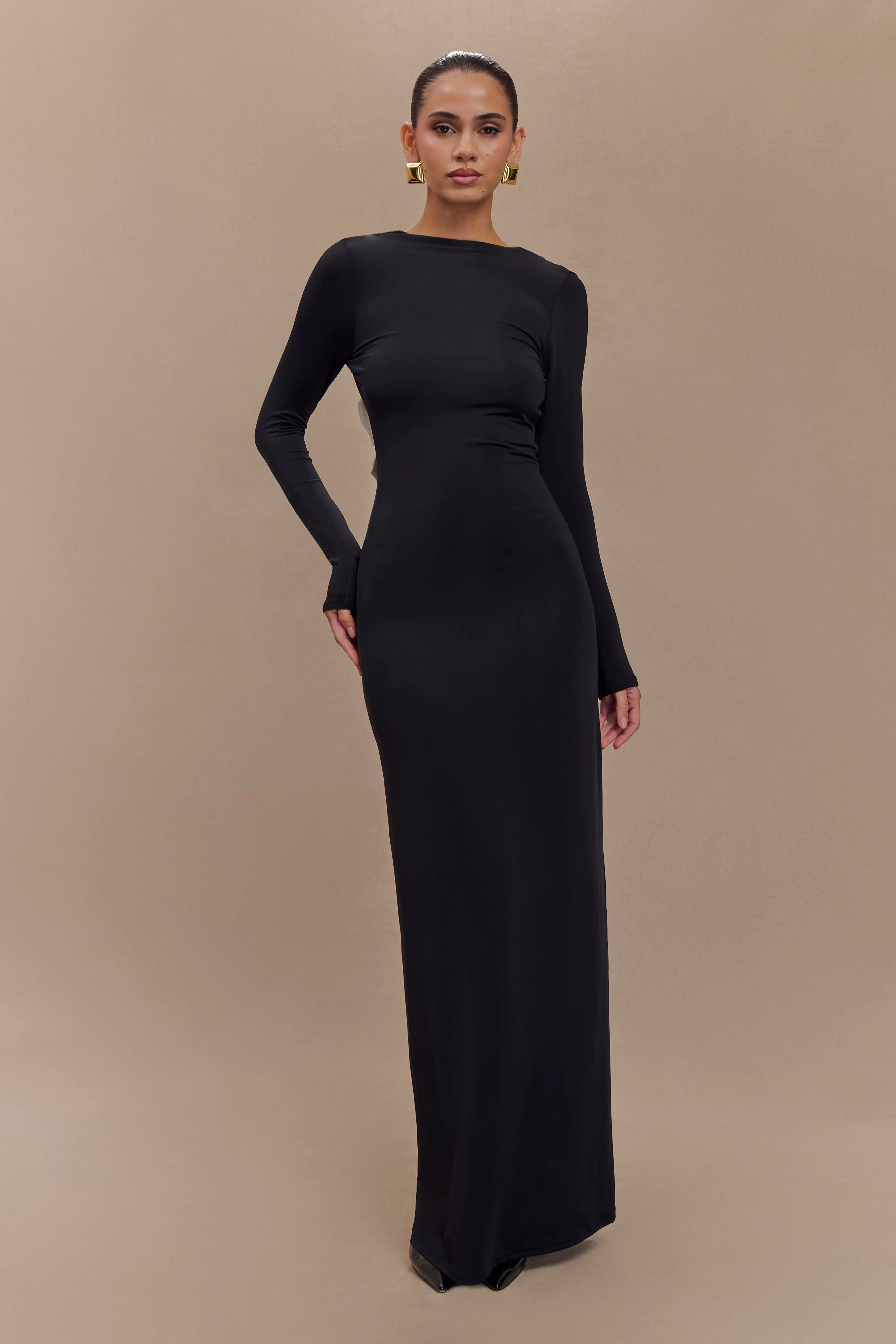 Bennett Slinky Long Sleeve Maxi Dress - Black/White | MESHKI US