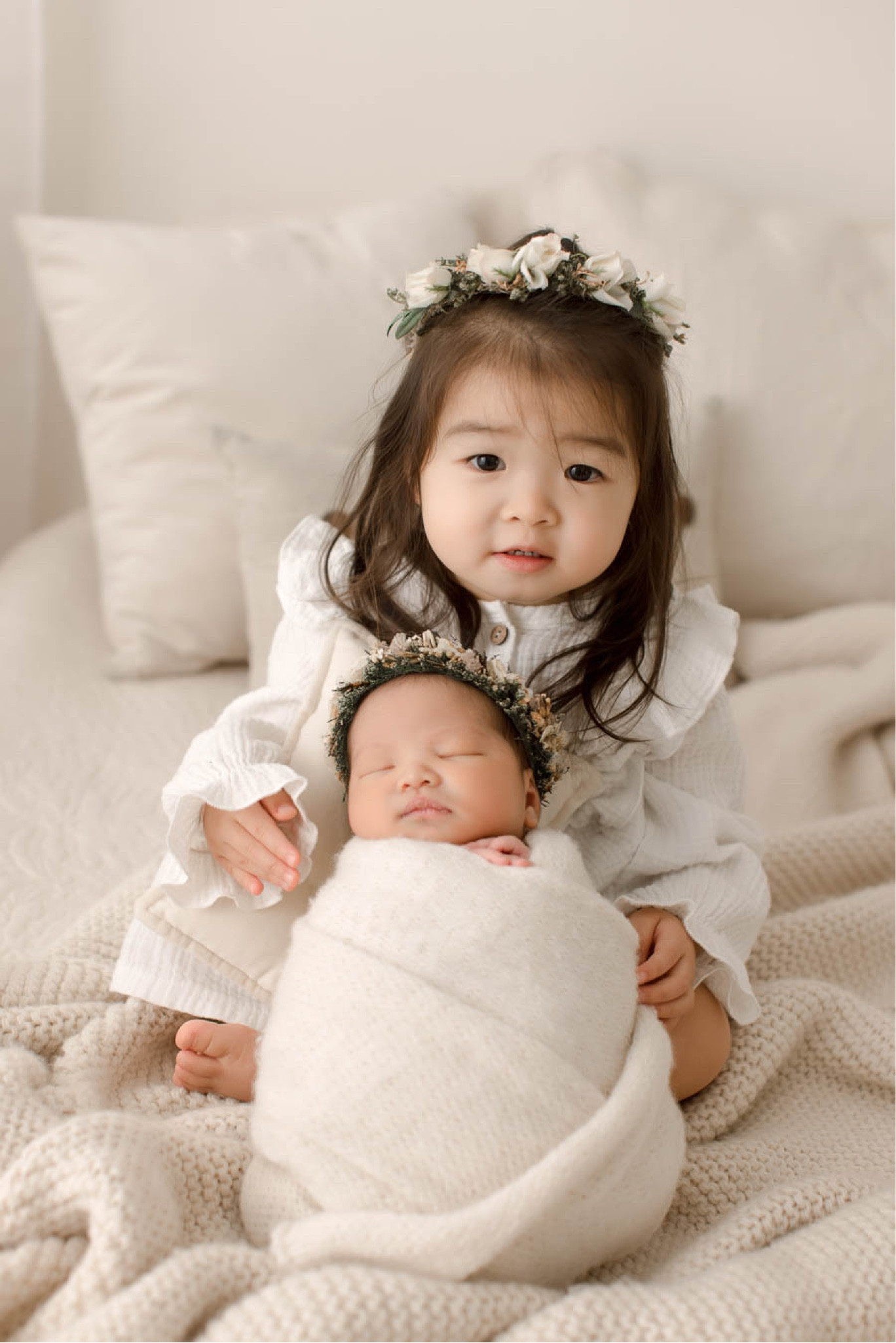 Newborn Studio Photo Shoot, Newborn Photos, Newborn Family Photo Session, Mommy and Me Photos


#LTKbump #LTKbaby #LTKkids