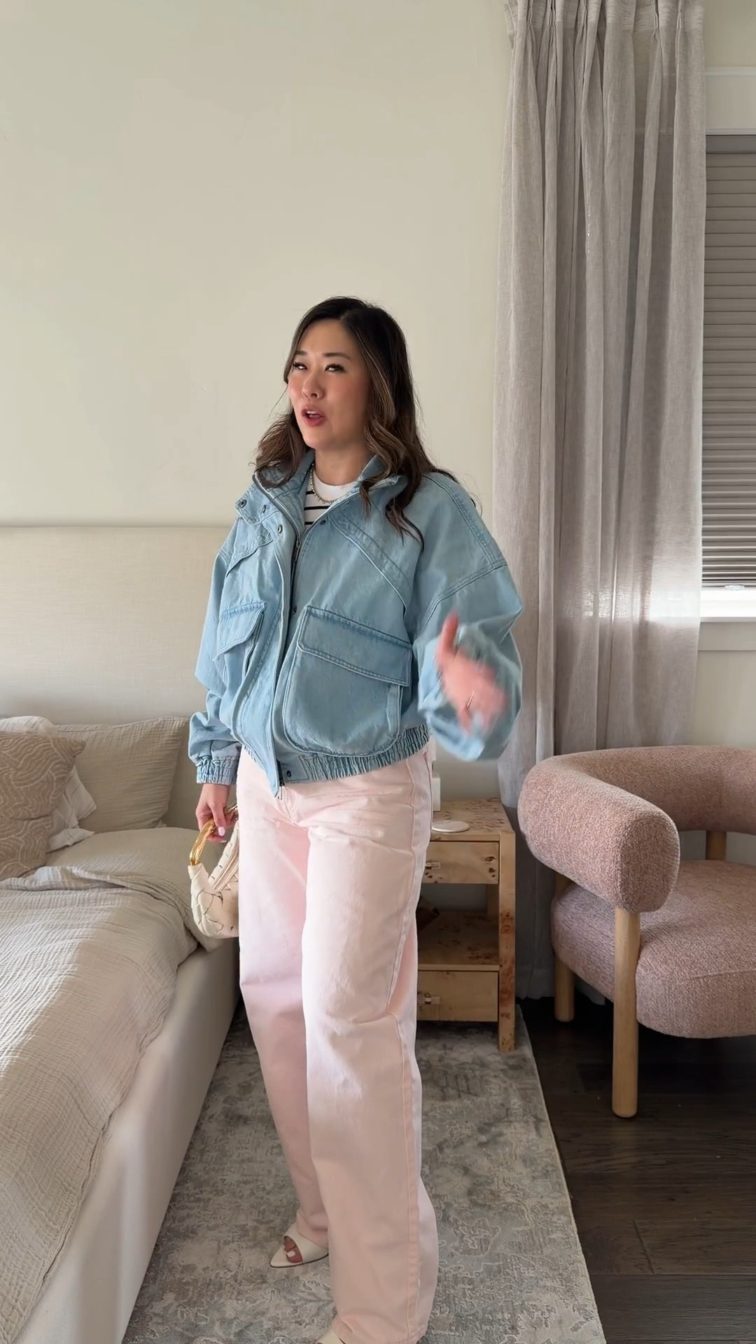 Target chic outfits
Striped Tee: Small
Bomber Jacket: Small
Barrel Leg Denim: 6