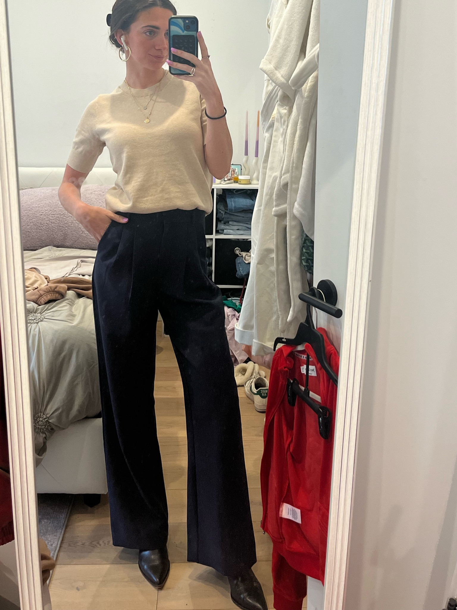 jcrew finds r the best. And obv wearing my FAV spanx pants - so flattering 

#LTKSeasonal #LTKworkwear #LTKfindsunder100