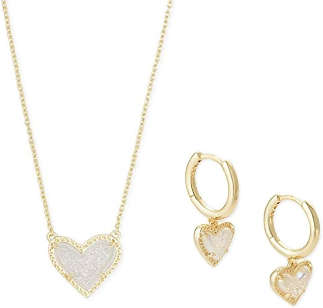 Kendra Scott Ari Heart Pendant Necklace in Gold and Ari Heart Huggie Earrings in Gold Set for Wom... | Amazon (US)