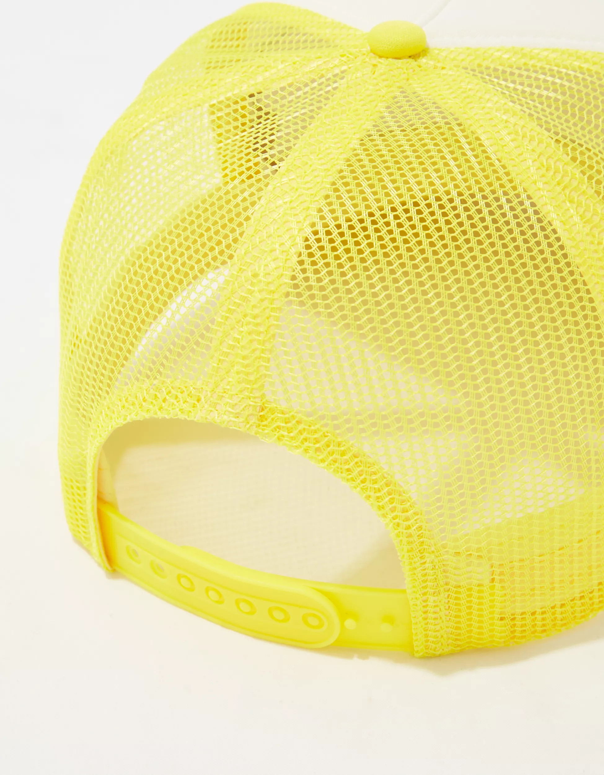 AE Happy Thoughts Trucker Hat | American Eagle Outfitters (US & CA)