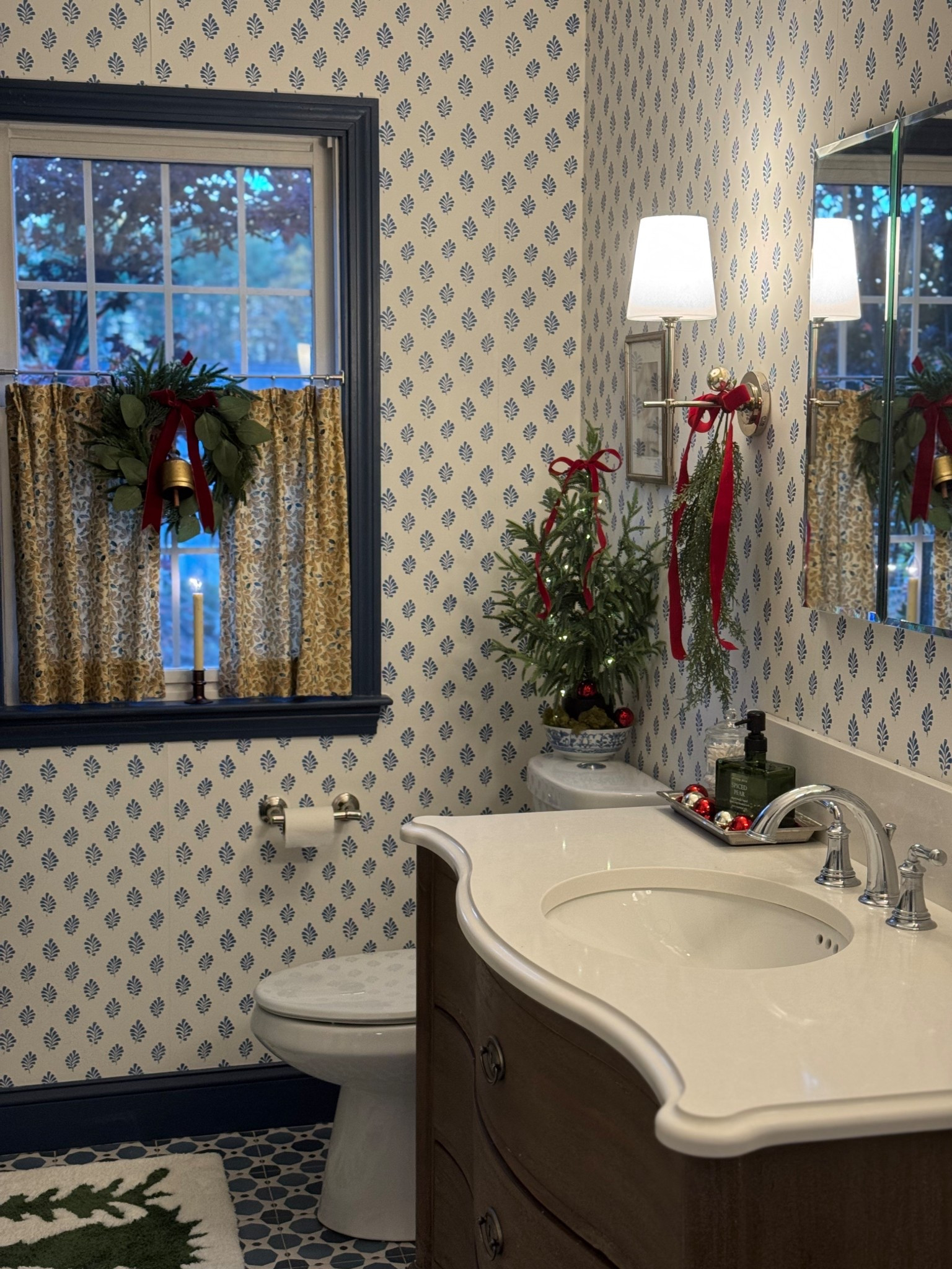After a few holiday touches and one big change, our guest bath is ready for Christmas 🎄 #christmasdecor #bathroommakeover #showercurtain

#LTKHoliday #LTKSeasonal #LTKHome