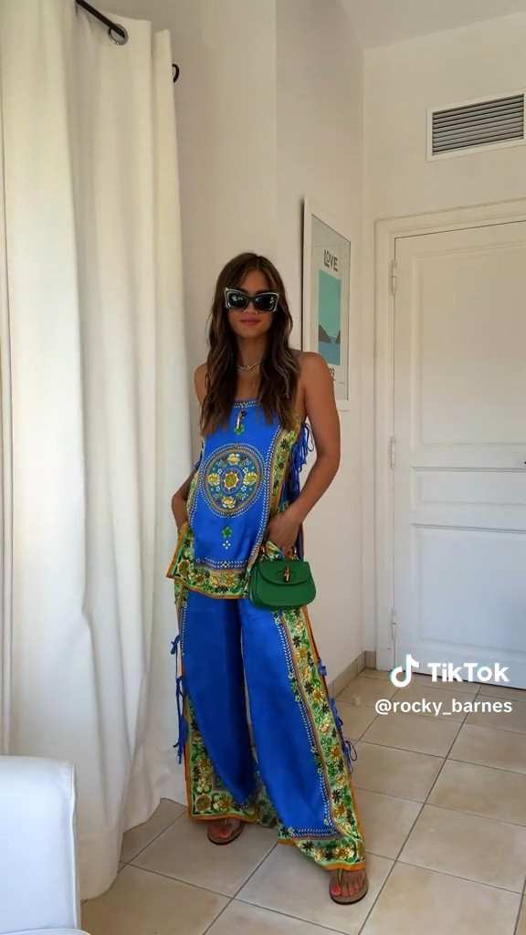 Second day in St. Tropez ootd 

#LTKStyleTip #LTKVideo