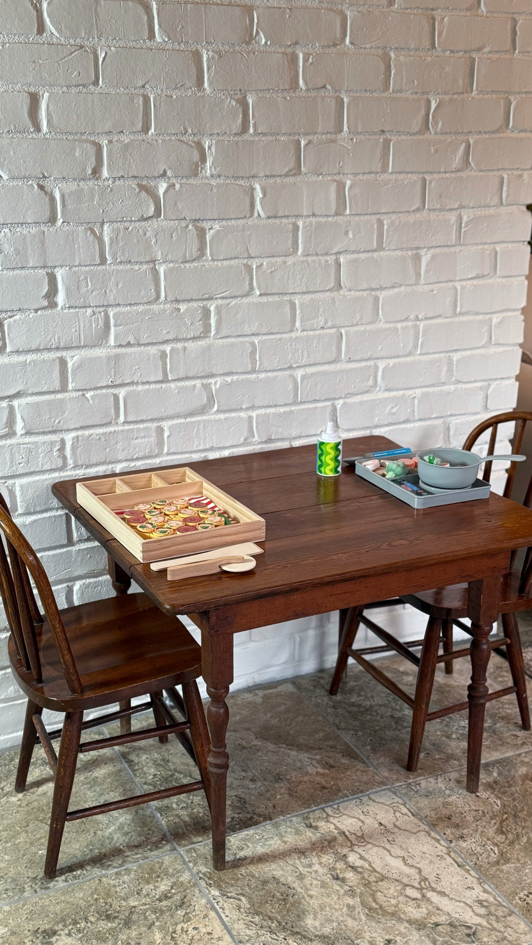 Toys for under $25 from Walmart?  Yes, please!  Don’t break the bank this year and choose toys under $25 from Walmart’s huge selection like these two fun sets.   You can also choose card games, toy cars and lots of other fun things your kiddos will love. 
@walmart  #walmart #walmartpartner 

#LTKKids #LTKGiftGuide #LTKHoliday