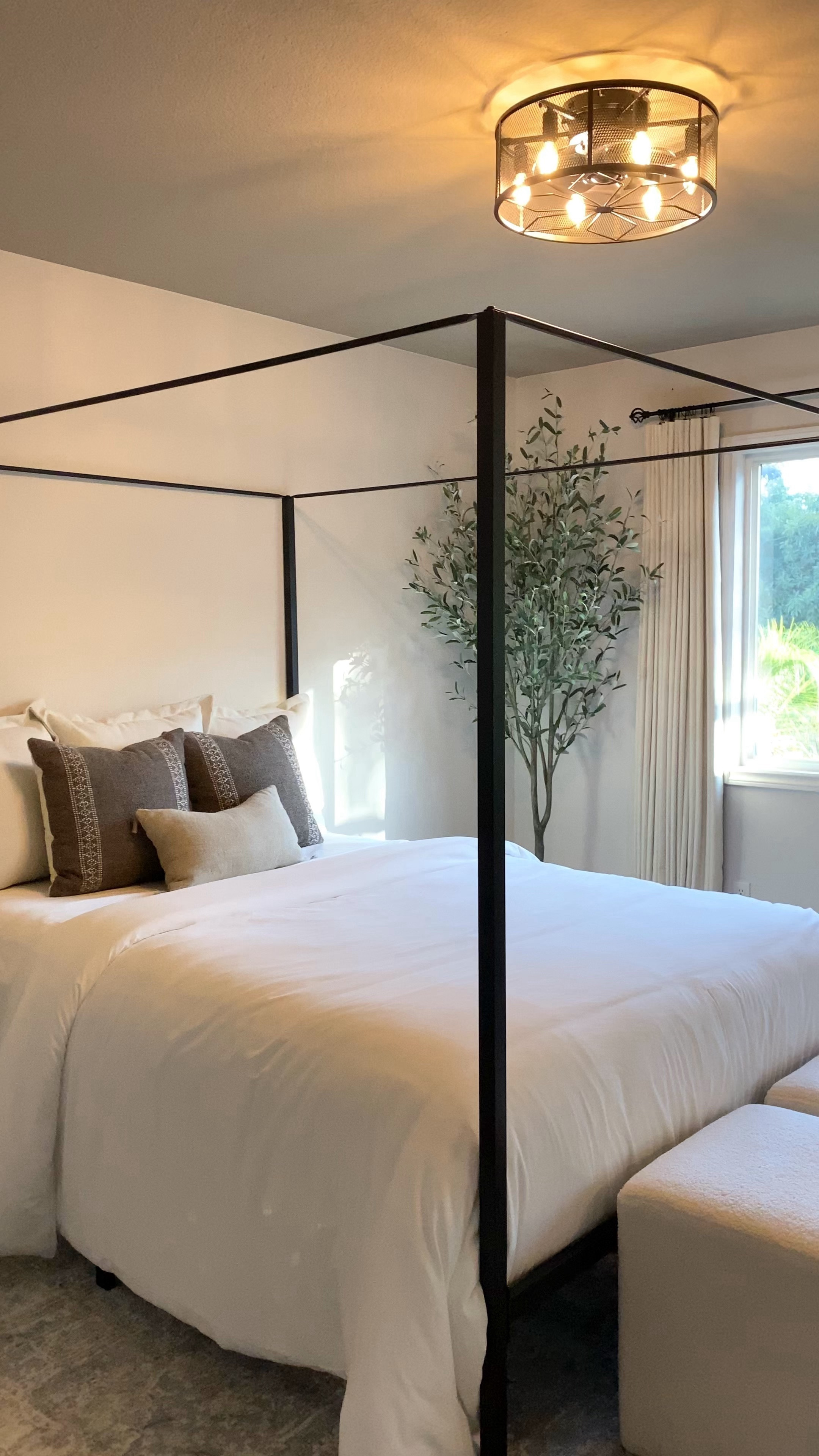 Amazing Black Friday deals on this gorgeous canopy bed and ceiling fan/light in our guest bedroom! #amazonfinds #amazonfind #blackfriday #canopybed #amazonhome #ceilingfan #fan

#LTKCyberWeek #LTKhome #LTKsalealert