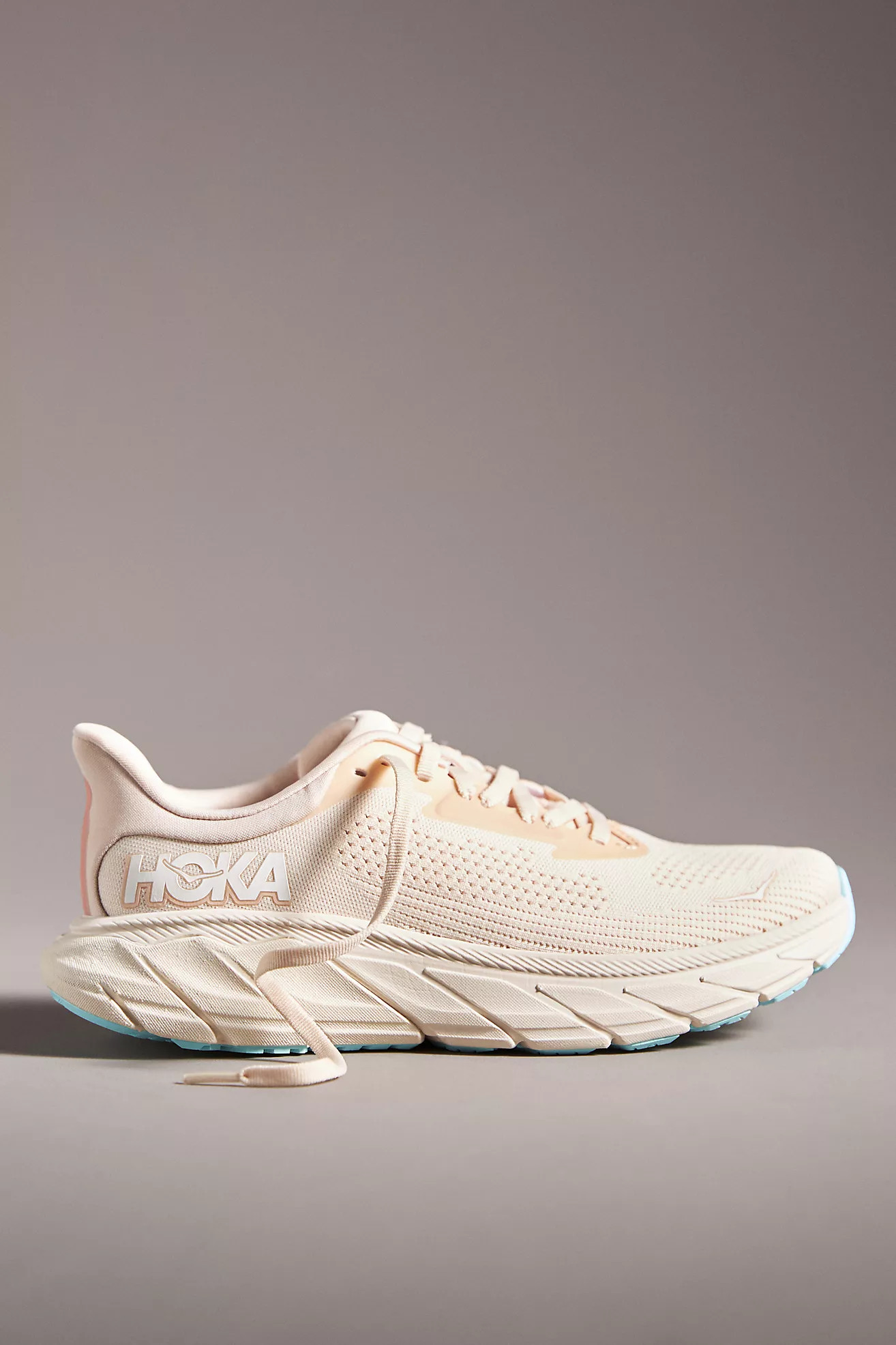 HOKA® Arahi 7 Sneakers | Anthropologie (US)