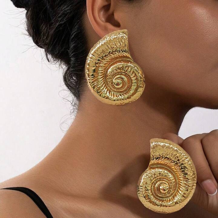 1 Pair Gold-Tone Fashionable Exaggerated Spiral Snail Shape Stud Earrings Holiday Party Jewelry | SHEIN